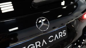 Mercedes GLA 220 d 4MATIC - Foto 34