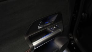 Mercedes GLA 220 d 4MATIC - Foto 24