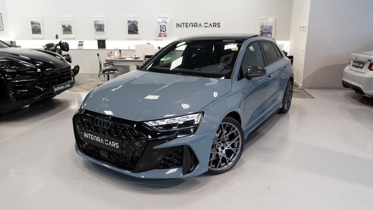 Audi RS3 SPORTBACK - Foto 1