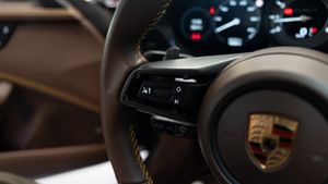 Porsche 911 Turbo S - Foto 27