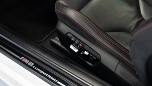 BMW Serie 2 M2 COMPETITION - Foto 20