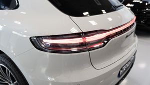 Porsche Macan Turbo - Foto 40