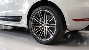 Porsche Macan Turbo - Foto 42