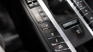 Porsche Macan Turbo - Foto 16