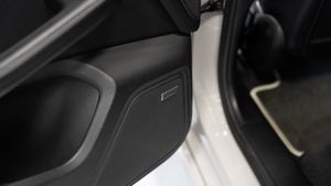 Porsche Macan Turbo - Foto 30
