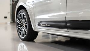 Porsche Macan Turbo - Foto 43
