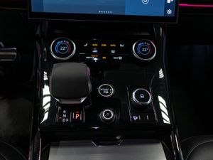 Land-Rover Range Rover Sport Dynamic SE - Foto 18