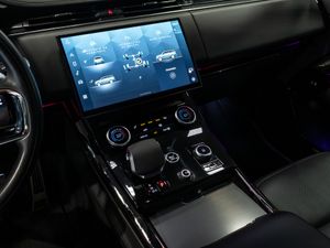 Land-Rover Range Rover Sport Dynamic SE - Foto 17