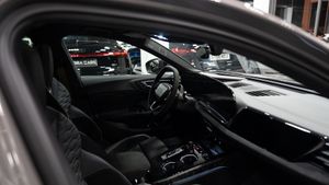 Audi A5 RS 5 Avant eHybrid - Foto 28