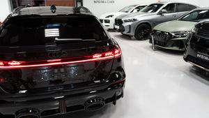 Audi A5 RS 5 Avant eHybrid - Foto 21