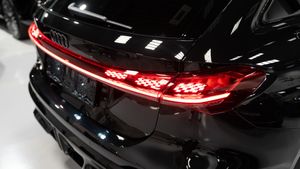 Audi A5 RS 5 Avant eHybrid - Foto 22