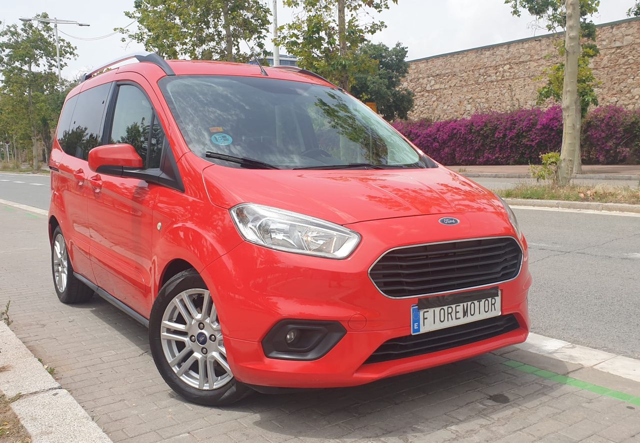 Ford Tourneo Courier 1.5 TDCI TITANIUM 100CV 5P   - Foto 1