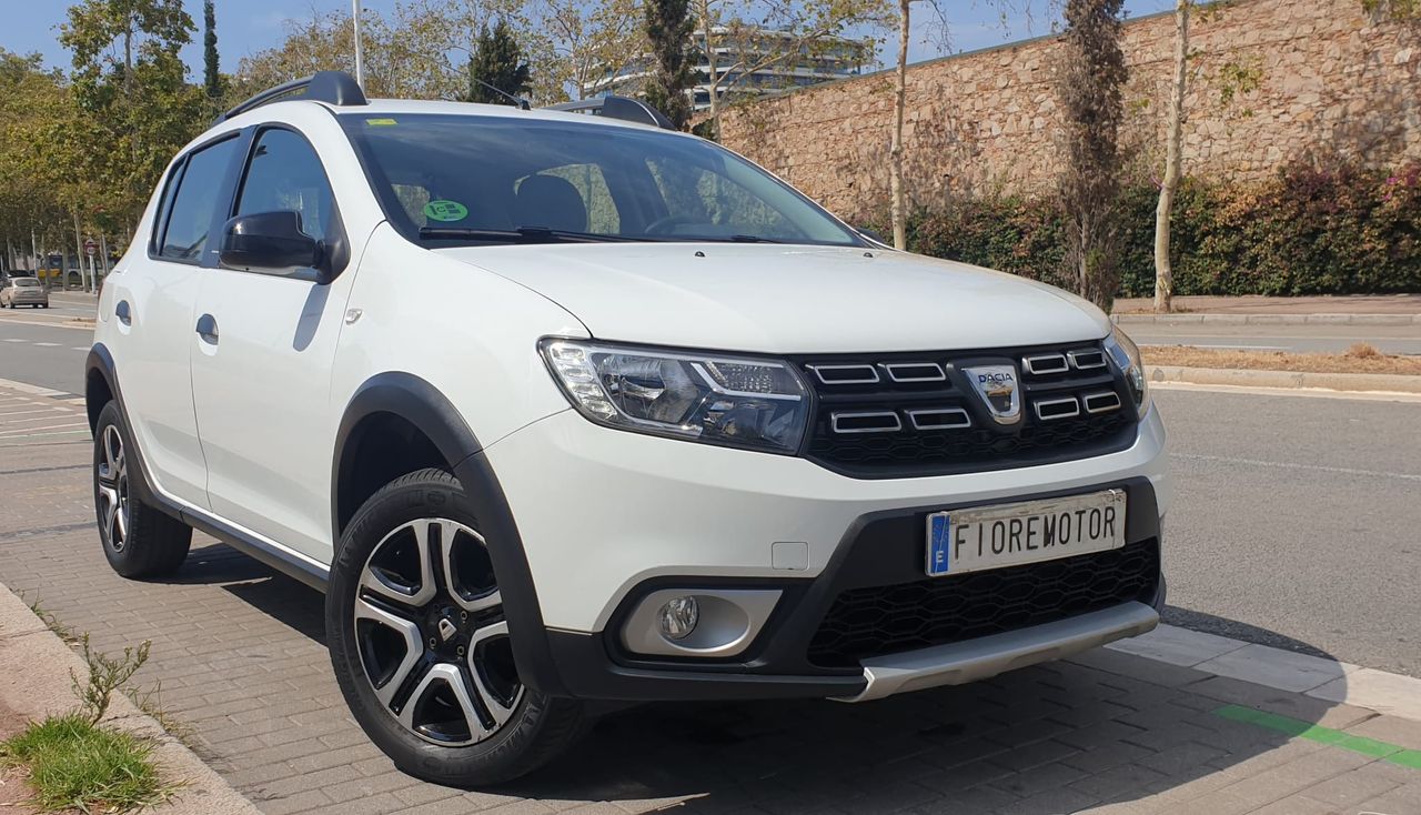 Dacia Sandero Stepway ESSENTIAL TCE 90CV 5P   - Foto 1