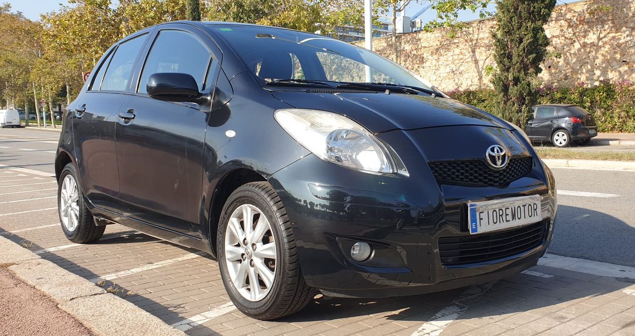 Toyota Yaris 1.4 D4D ACTIVE 5 P   - Foto 1