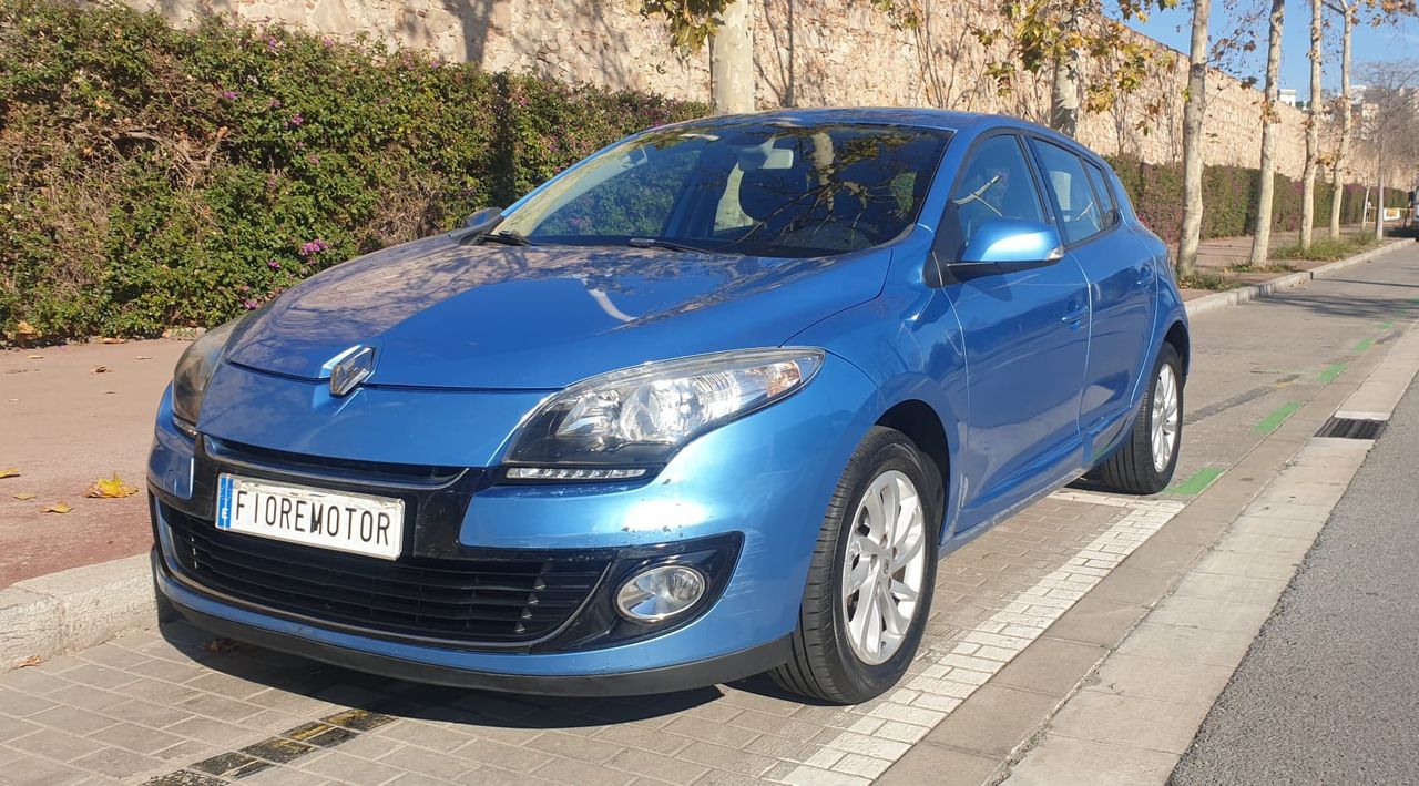 Renault Megane DYNAMIC 1.5 DCI 110 CV 5P   - Foto 1