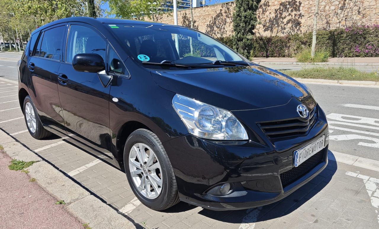 Toyota Verso 1.6 VVTI ACTIVE  7 PL   - Foto 1