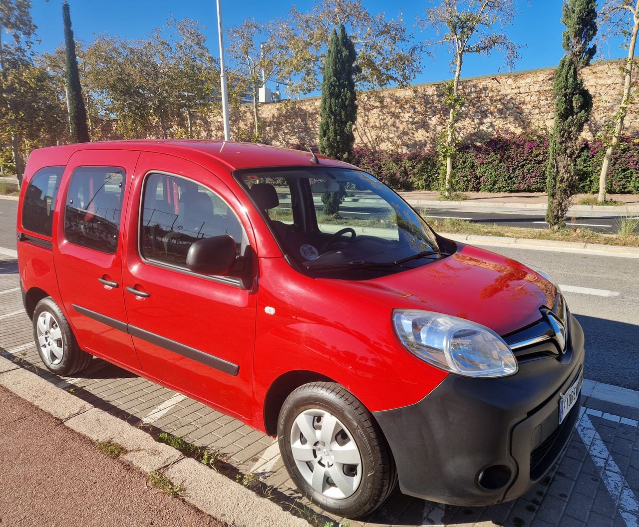 Renault Kangoo Combi PROFESIONAL 80CV  - Foto 1
