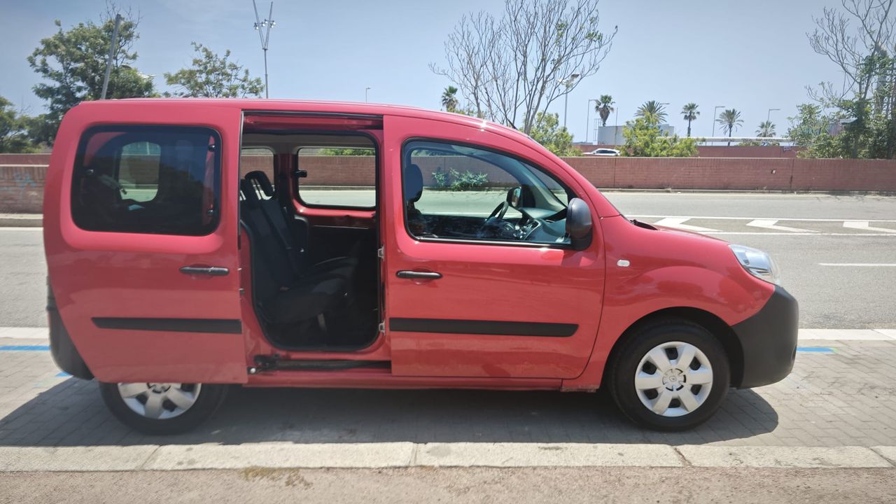 Renault Kangoo Combi PROFESIONAL 80CV   - Foto 1