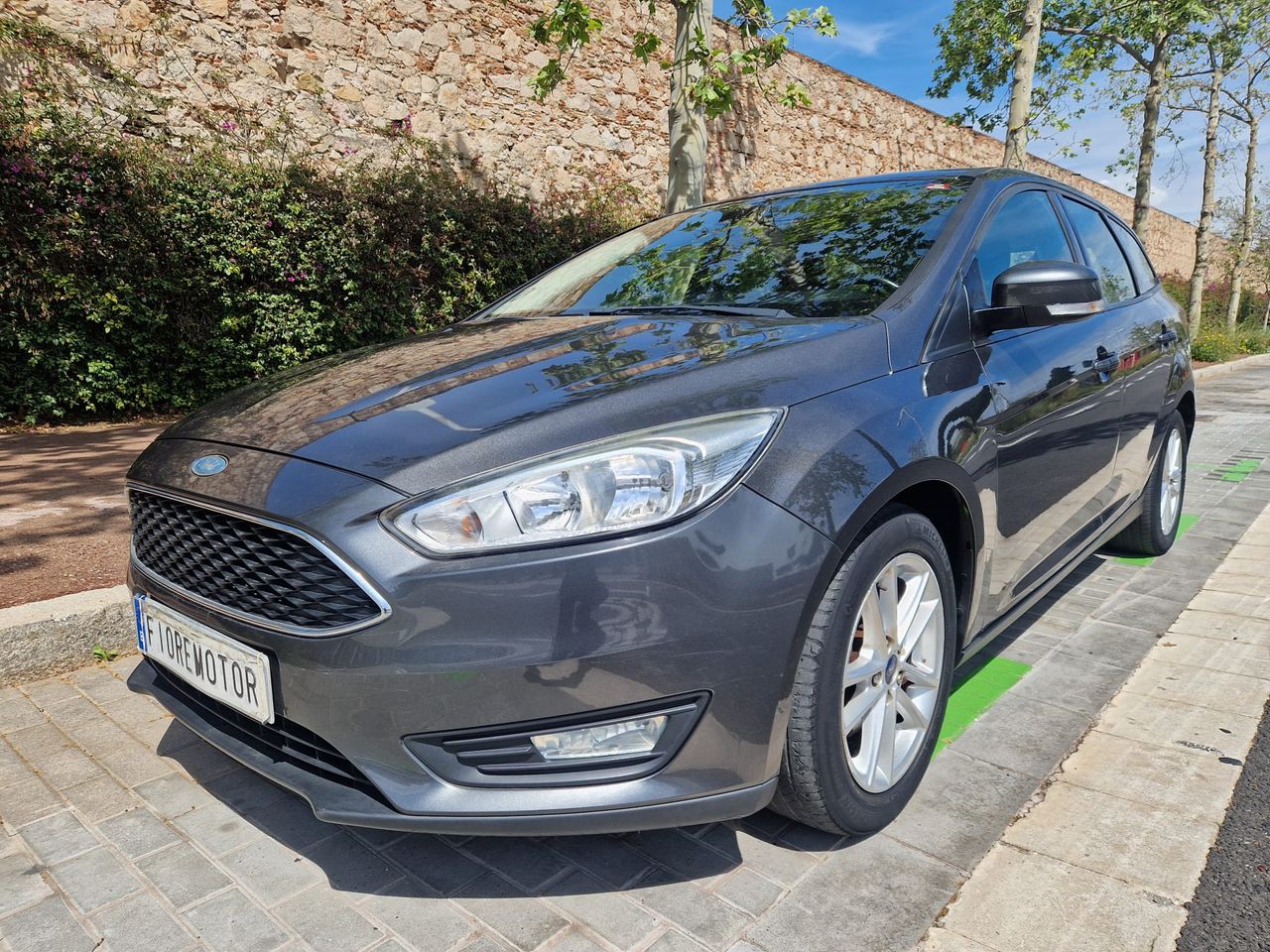 Ford Focus SPORTBREAK 1.0 125 CV  - Foto 1