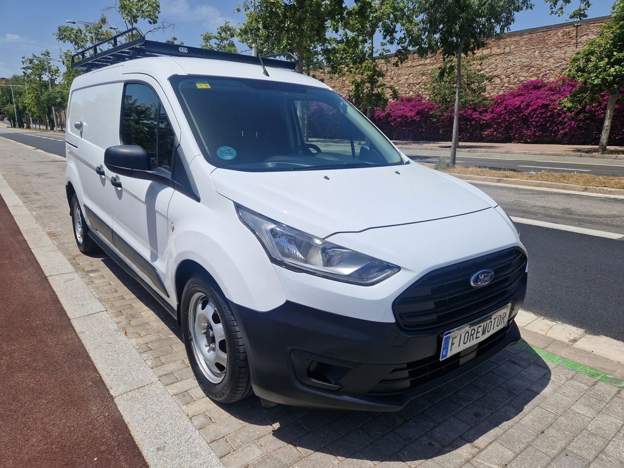 Ford Transit Connect 1.0 AMBIENTE LARGO GASOLINA L2  - Foto 1