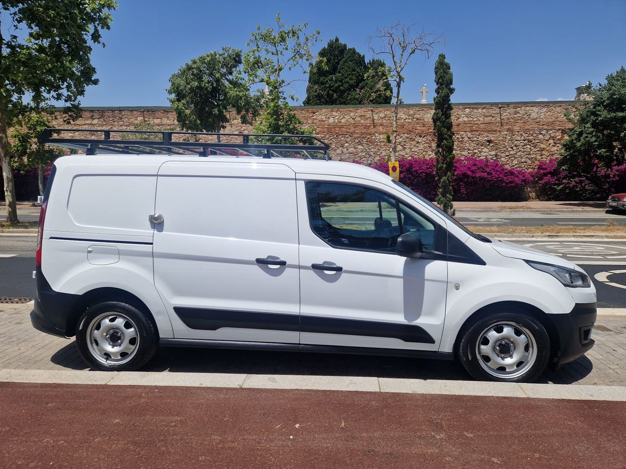 Ford Transit Connect 1.0 AMBIENTE LARGO 3 plazas GASOLINA L2  - Foto 1