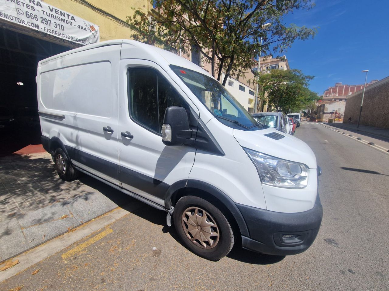 Ford Transit 350 L2 TREN 130CV LARGO  - Foto 1