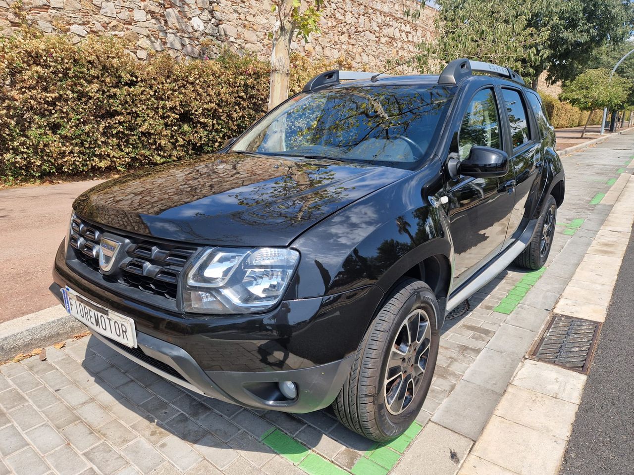 Dacia Duster BLACKSHADOW 1.5 110CV E6  - Foto 1