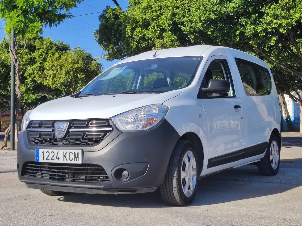 Dacia Dokker 15 DCI AMBIANCE 75 CV CERTIFICADO DE KILOMETROS Y CARROCERIA  - Foto 1