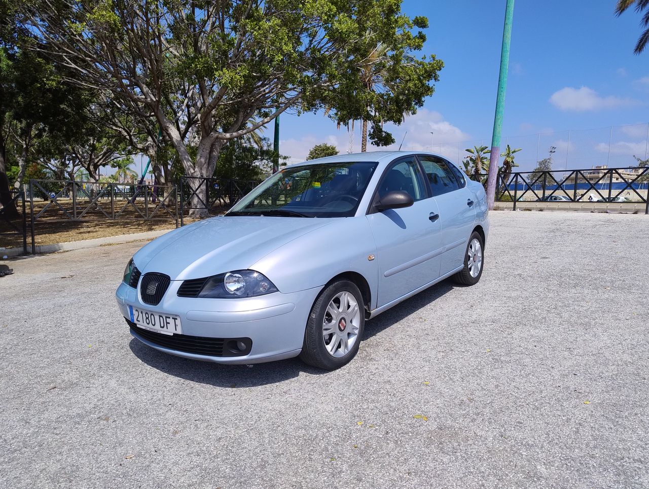 Seat Córdoba 1.9 SDI REFERENCE PLUS CERTIFICADO DE KILOMETROS Y CARROCERIA  - Foto 1