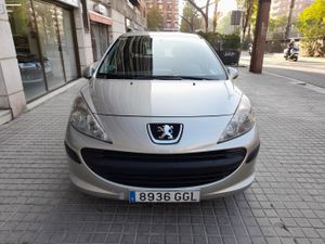 Peugeot 207 5P 1.6 HDi 90 cv   - Foto 2