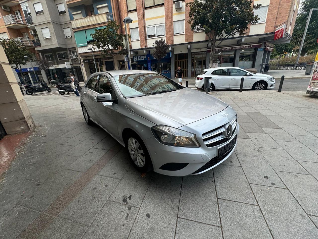 Mercedes Clase A 1.2   - Foto 1