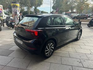 Volkswagen Polo 1.0   TSI ADVANCE 2021 - Foto 8