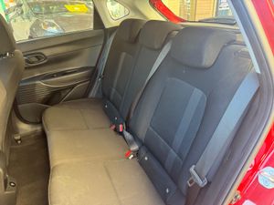 Hyundai i20 1.2 MPi 6undefined (84 CV) Klass - Foto 9