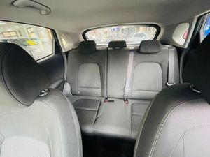 Hyundai Kona 1.0 TGDi 48V 88 kW (120 CV) Klass EDITION - Foto 8