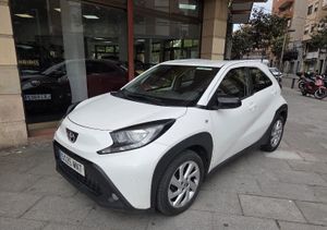 Toyota Aygo X Cross Chic 2024 - Foto 3