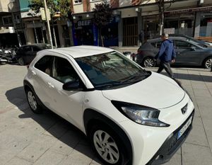 Toyota Aygo X Cross Chic 2024 - Foto 3