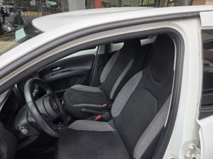 Toyota Aygo X Cross Chic 2024 - Foto 8