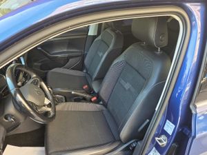 Volkswagen T-Cross Sport 1.0 TSI 81 kW - Foto 8