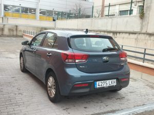 Kia Rio 1.0 T-GDI Drive   - Foto 6