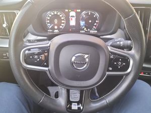 Volvo XC-60 2.0 D3 R-DESIGN   - Foto 13