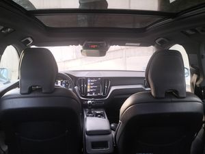 Volvo XC-60 2.0 D3 R-DESIGN   - Foto 16