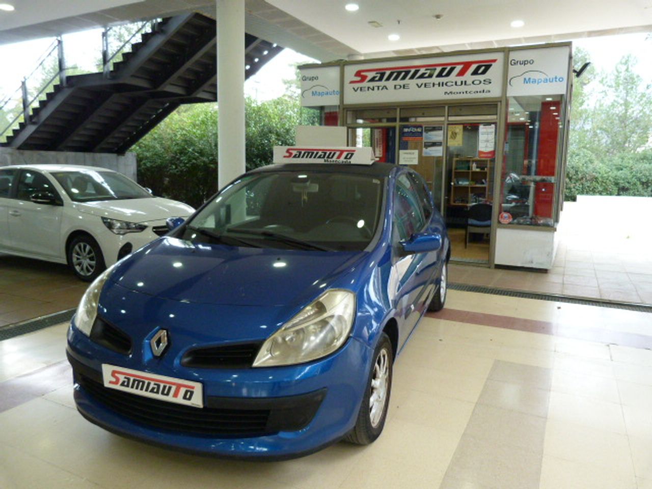 Renault Clio  Clio Emotion 1.5DCI85 eco2 muy muy bien cuidado, kilómetros garantizados  - Foto 1