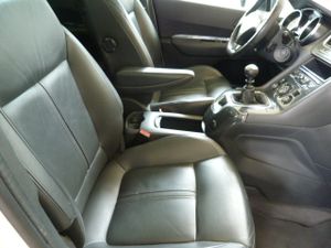 Peugeot 5008 Sport Pack 1.6 THP 156 muy muy bien cuidado, kilómetros garantizados - Foto 9
