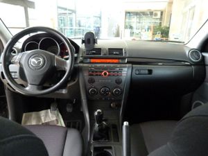 Mazda MX-30 Mazda3 1.6 VVT Active muy muy bien cuidado, kilómetros garantizados - Foto 32