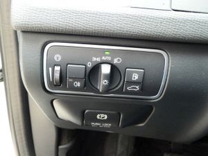 Volvo XC60 D3 Momentum muy muy bien cuidado, kilómetros garantizados - Foto 23