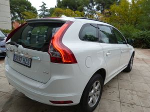 Volvo XC60 D3 Momentum muy muy bien cuidado, kilómetros garantizados - Foto 9