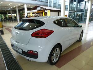 Kia Ceed pro_cee'd 1.6 CRDi VGT 110 CV Concept un solo propietario, kilómetros garantizados - Foto 11