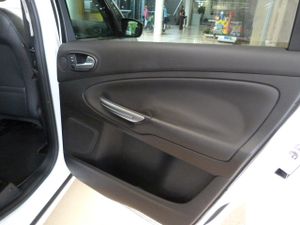 Ford S Max S-MAX 2.0 TDCi Titanium 140 CV 7 PLAZAS muy muy bien cuidado, kilómetros garantizados - Foto 12