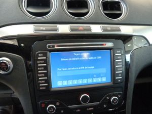 Ford S Max S-MAX 2.0 TDCi Titanium 140 CV 7 PLAZAS muy muy bien cuidado, kilómetros garantizados - Foto 38