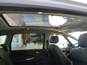 Ford S Max S-MAX 2.0 TDCi Titanium 140 CV 7 PLAZAS muy muy bien cuidado, kilómetros garantizados - Foto 15